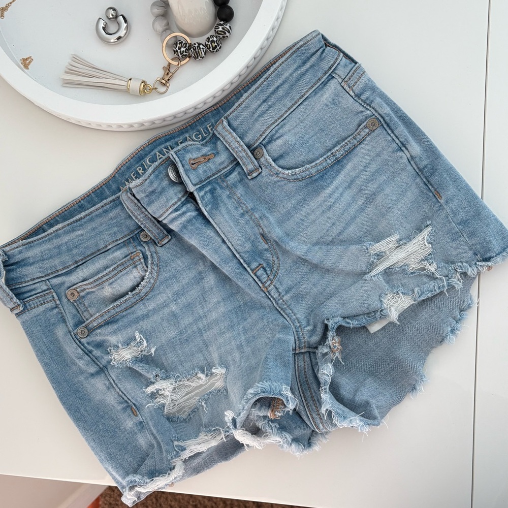American Eagle Outfitters Blue Jean Shorts Distressed Casual